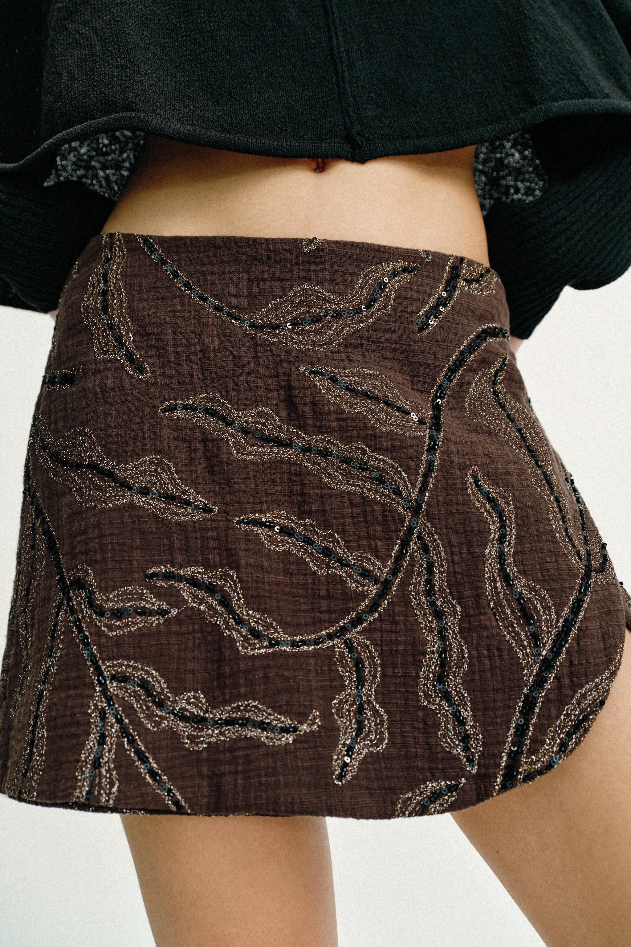 JUPE-PANTALON CROISÉE À PAILLETTES